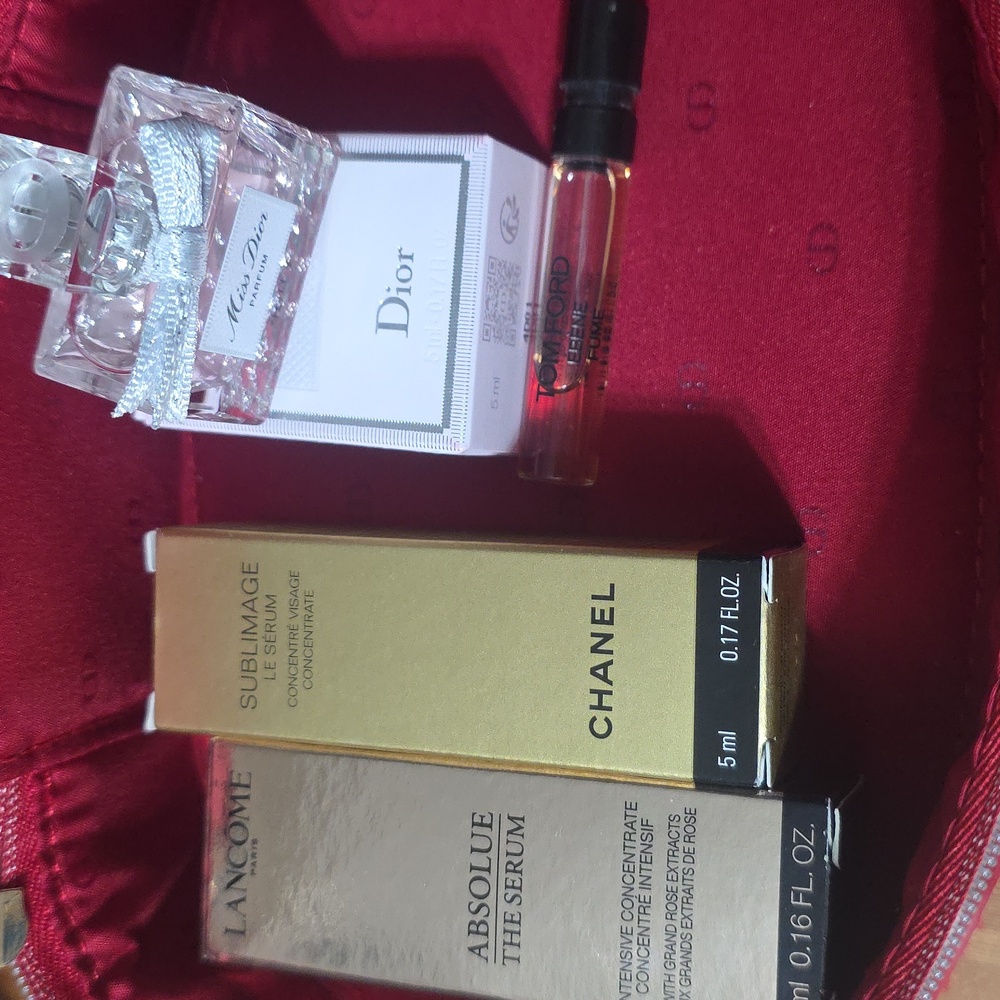 Dior Bundle Cosmetic Bag & Palette with Mirror Plus Box And Small Gift Bag - Picture 7 of 8